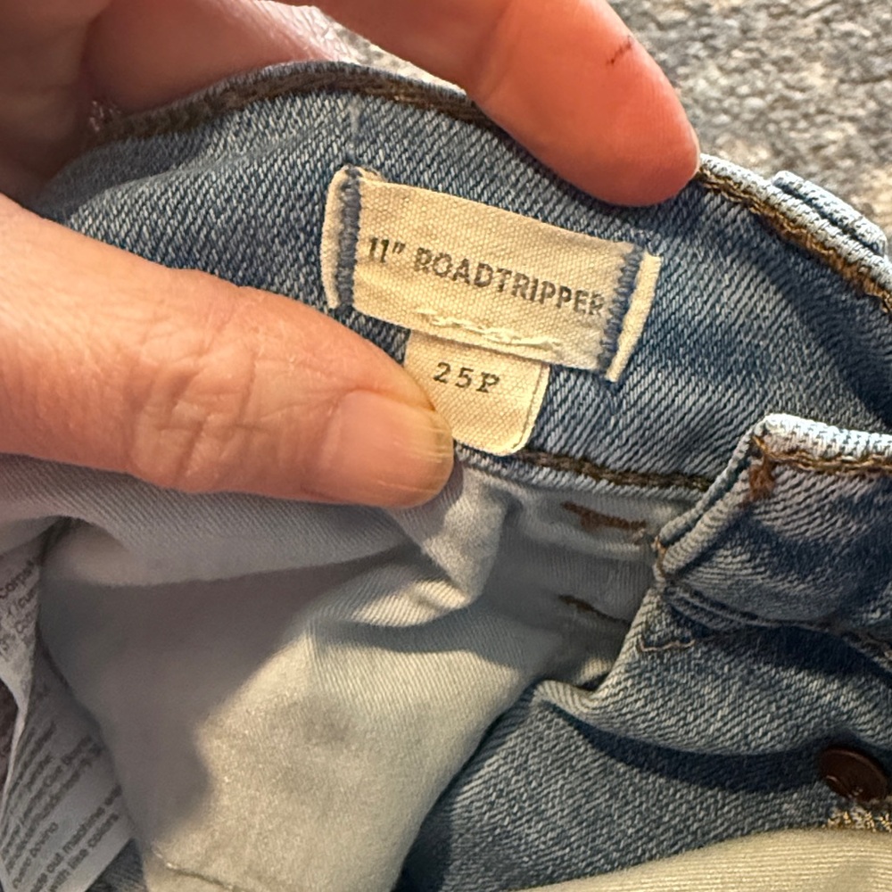 Madewell 11 Inch Roadtripper Jeans - Picture 4 of 8